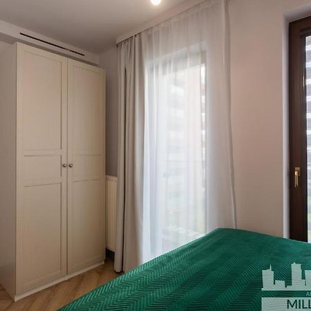 Ferienwohnung Millennium Port Gold Warschau Exterior foto